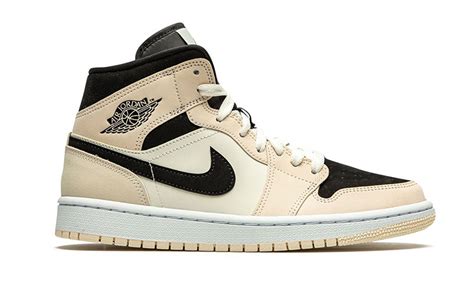 nike jordan zwart beige